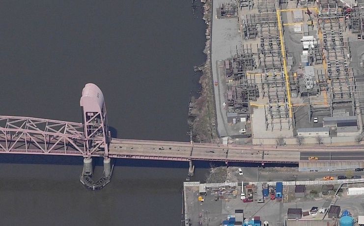East River Bridges - Roosevelt Island Bridge: Roosevelt Island Bridge